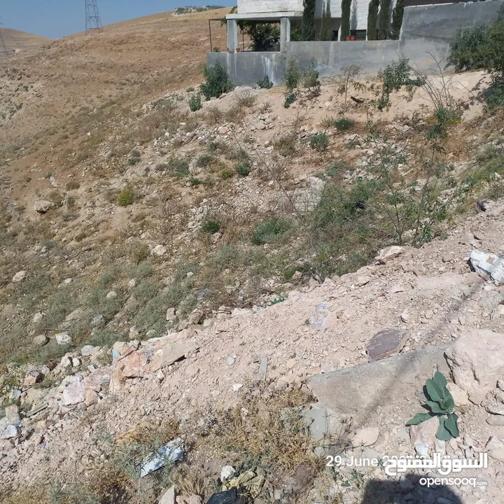 أرض مميزة للبيع في طبربور عين أرباط بجانب مسجد القناديل ترخيص جاهز وجميع الخدمات موجودة مثل صرف صحي