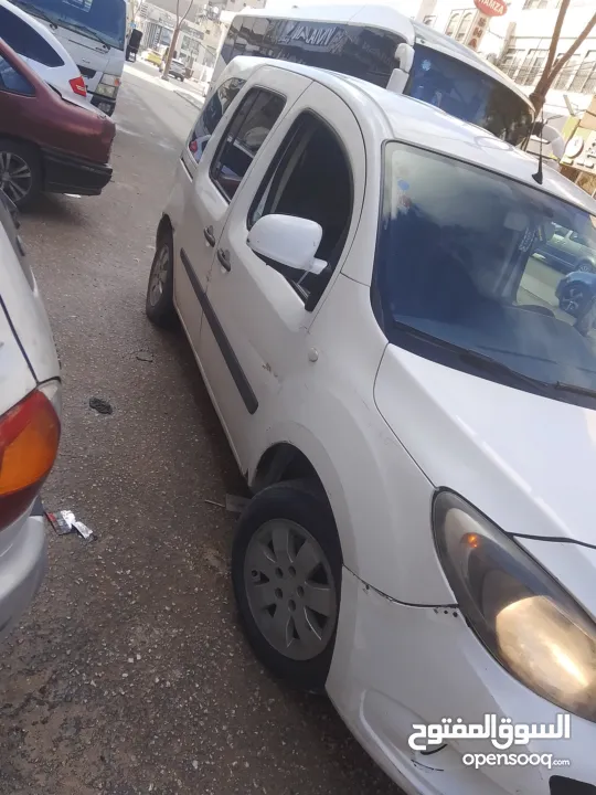 مرسيدس سيتان موديل 2019 سولار جير عادي متور 1500 تيربو اصل خصوصي ايد 1 هاتف