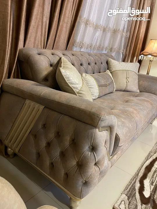 طقم كنب جديد تمامًا - لم يُستخدم
