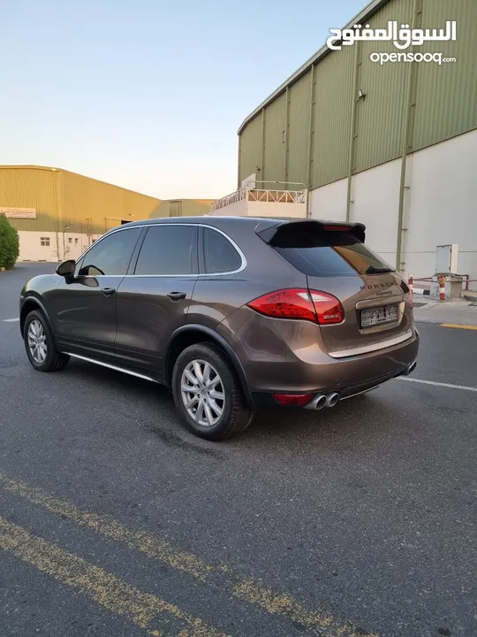 بورش كيان اس.  2011.   Porsche cayenne S