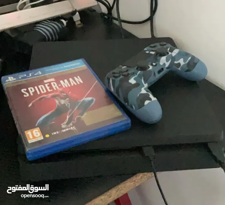 Ps4 slim 1 tb with 1 game