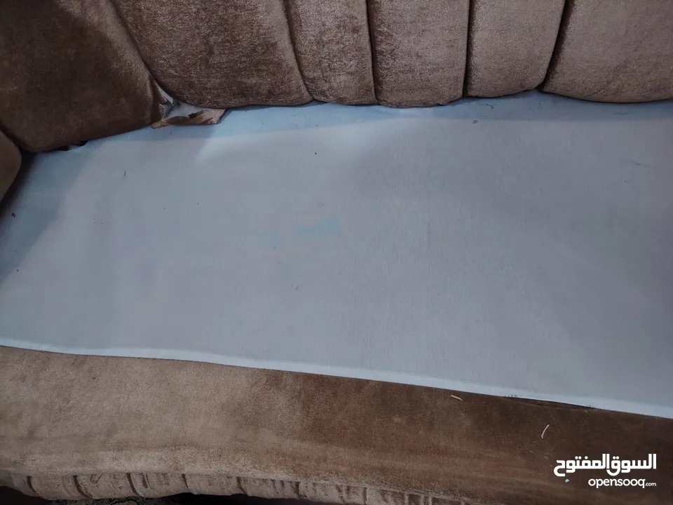 عفش بيت بحالة وأجهزة كهربائية بحالة الوكالة للبيع المستعجل