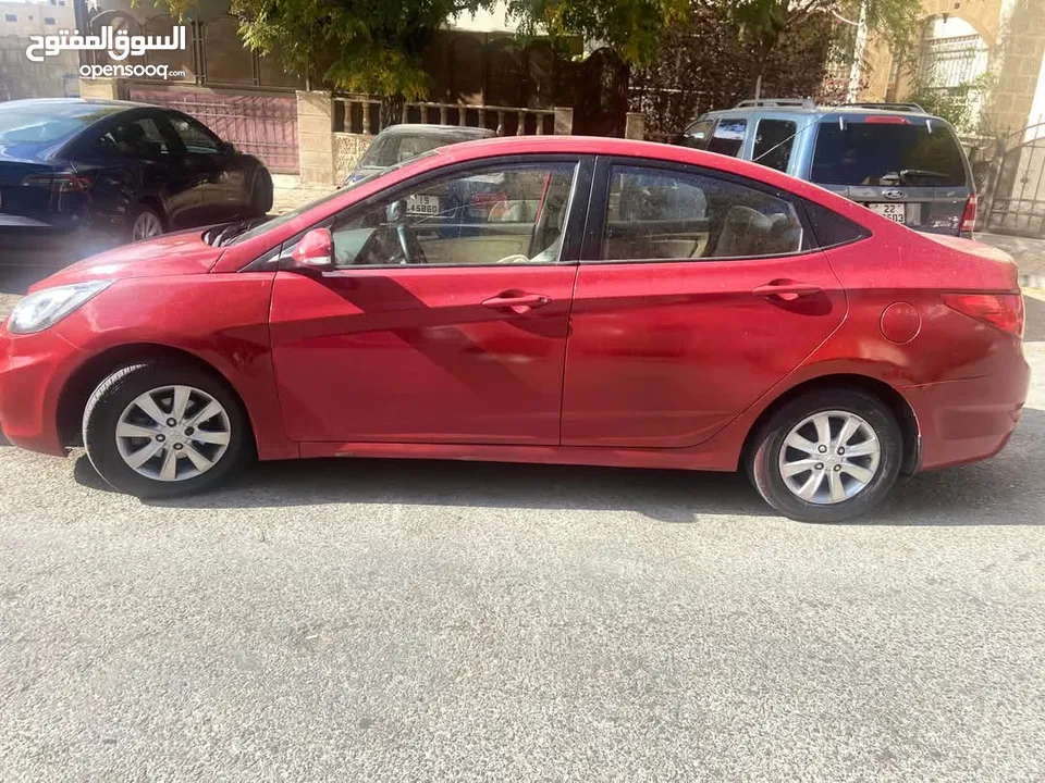 اكسنت 2012 الرائعة بحاله ممتازه بسعر مغري 6500