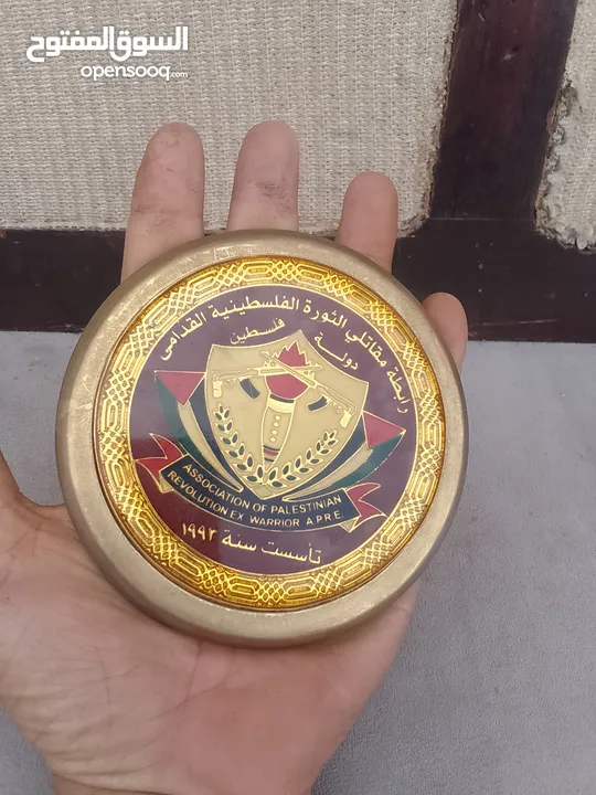 تحف وانتيكات ونحاسيات
