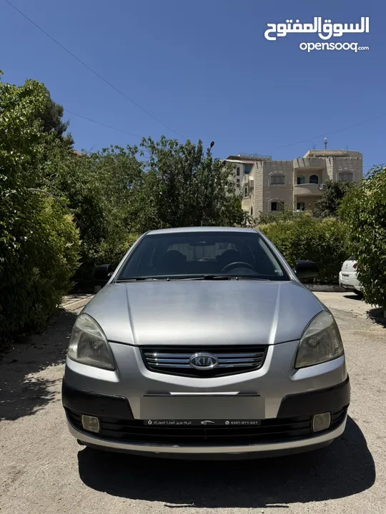 كيا برايد 2007 متور 1600 بنزين حساسات خلفيه تحكم ستيرنج تدفئة كراسي فحص نظيف