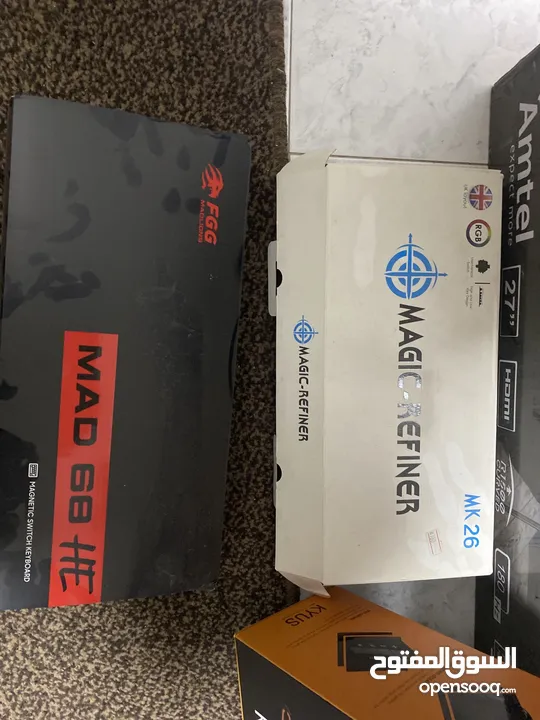 كمبيوتر (بي سي pc) مع حساب فورتنايت وببجي موبايل مميزات اذا معني بخصملك وبدون حسابات بخصم