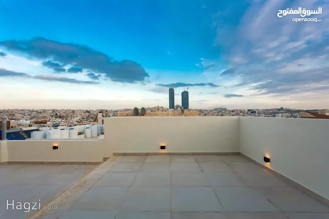 شقة طابق ثالث مع روف بمساحة 200 متر مع روف بمساحة70 متر  للبيع في ام ا... ( Property ID : 30708 )