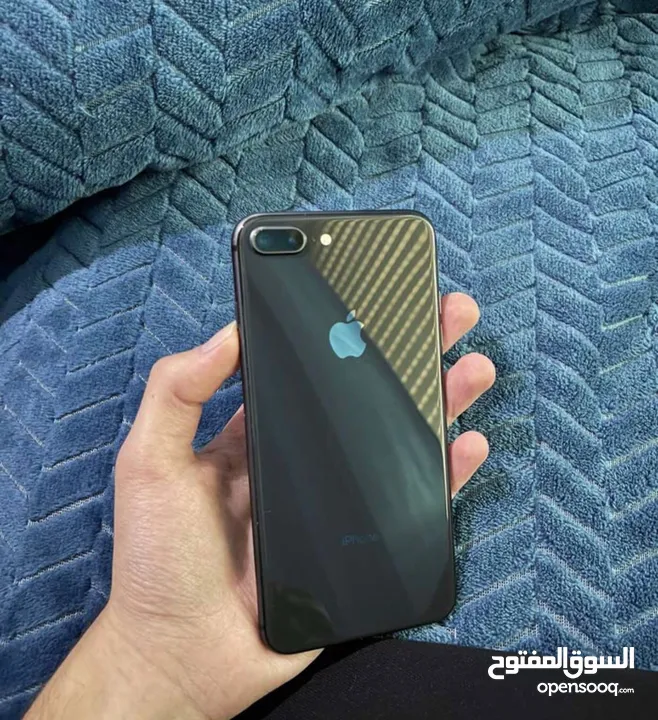 آيفون  8 plus للبيع