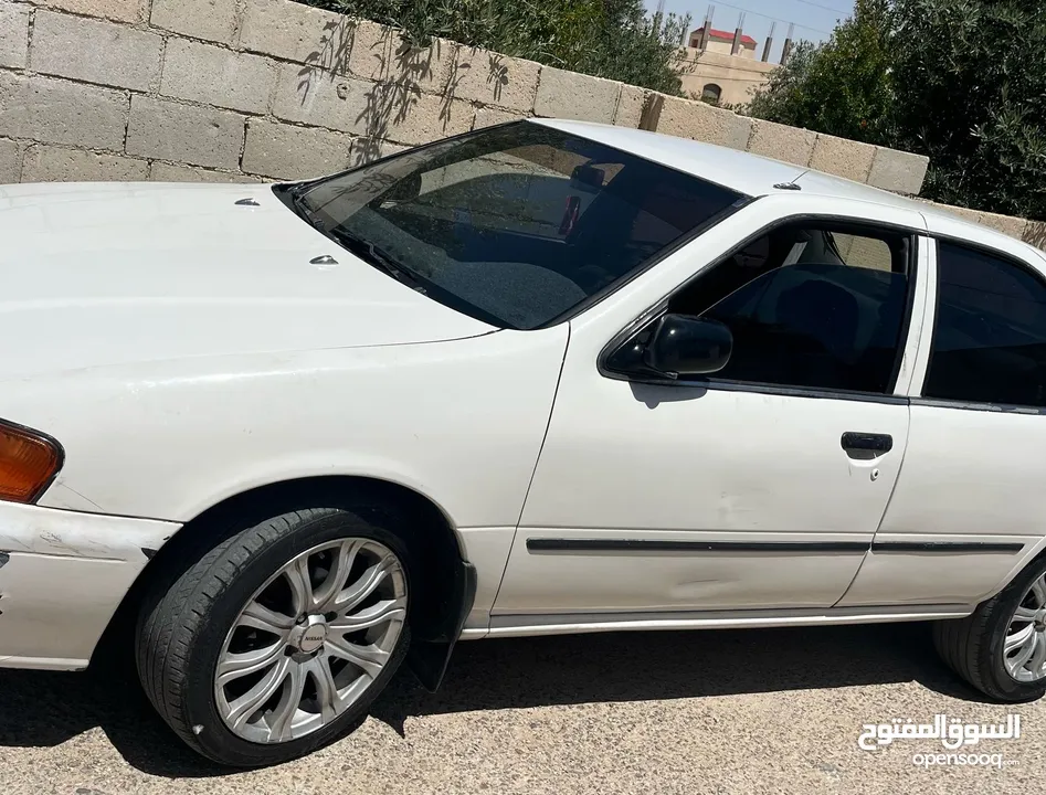 نيسان صني 1999 وارد ياباني ماتور 1500 قطارة بنزين ...... قابل للتفاوض والشرا ما بقصر معه ...