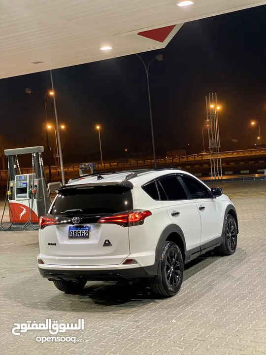 متخصص بالدقه في توفير قطع غيار تويوتا RAV4 من موديل 2014 إلى 2023 اصليه من الامارات على الضمان