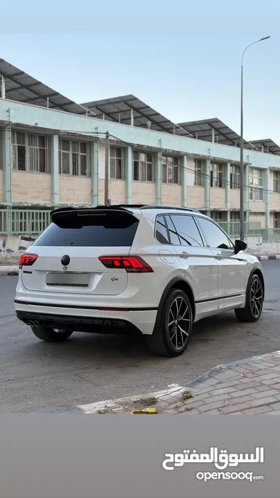 جب تيكوان 2019 Rlien متور 2000 4/4
