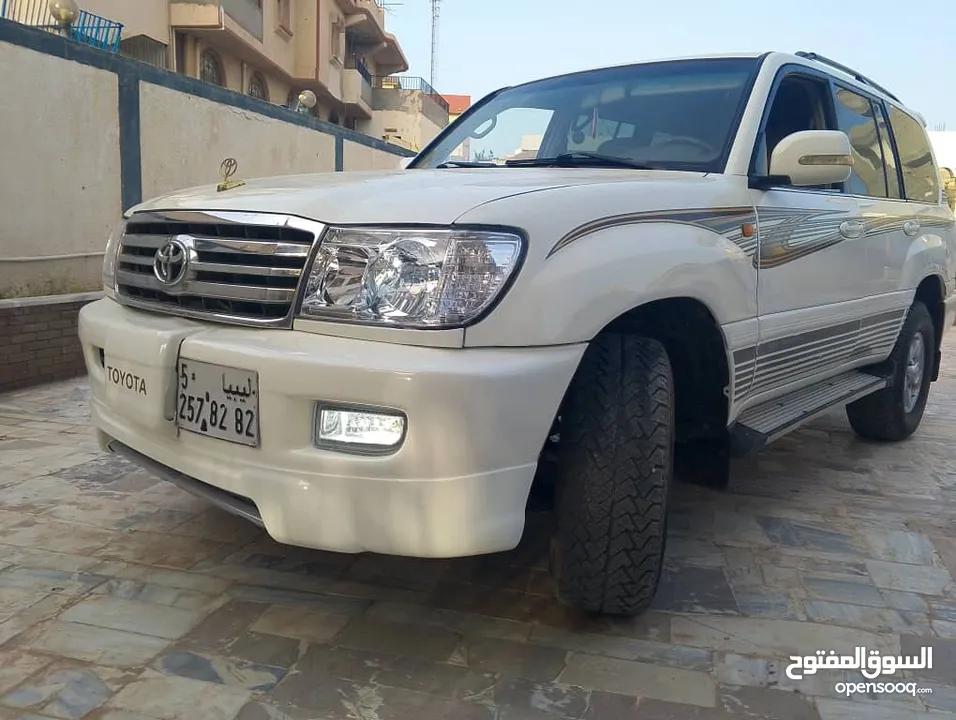 ‏Toyota لاندكروزر خليجية مكياج 2007 للبيع