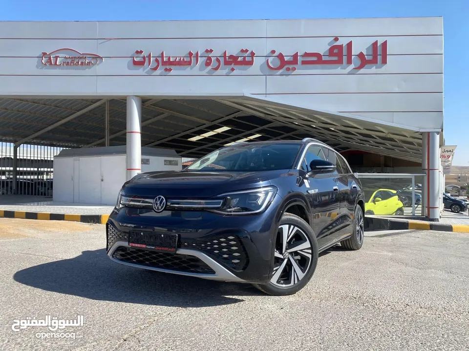 ‏Volkswagen ID 6 CROZZ PRO 2024 عداد زيرو  كفالة 6 سنوات بيانو بلاك للبيع بسعر مميز