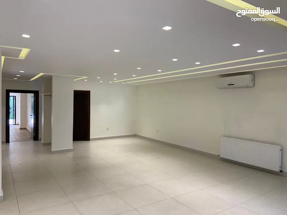 Three bedroom apartment for rent in Abdoun ( Property 38006 )-174775621