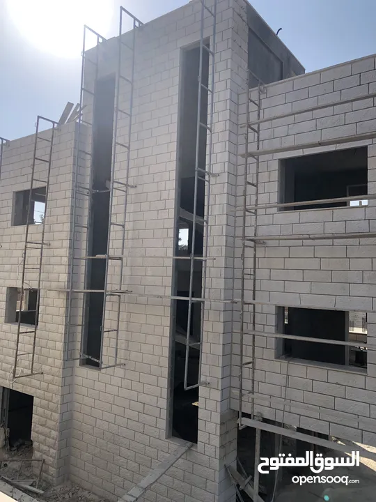 شركة سراج المقولات الكحله العربيه الحر والعزل من اي تسيل داخل البيت