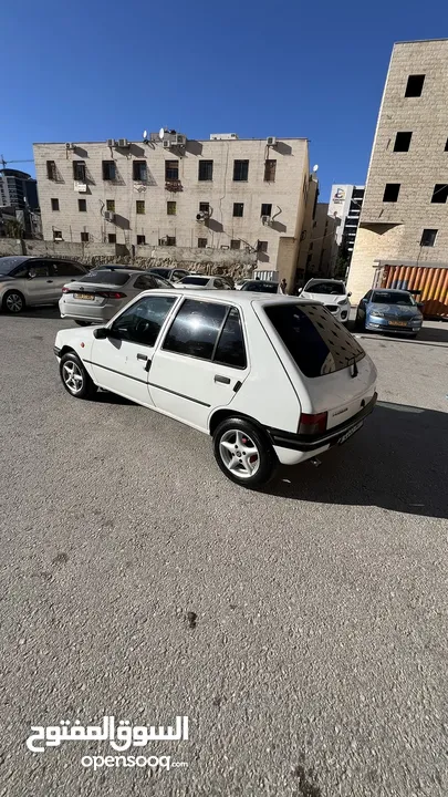 بيجو 205 -