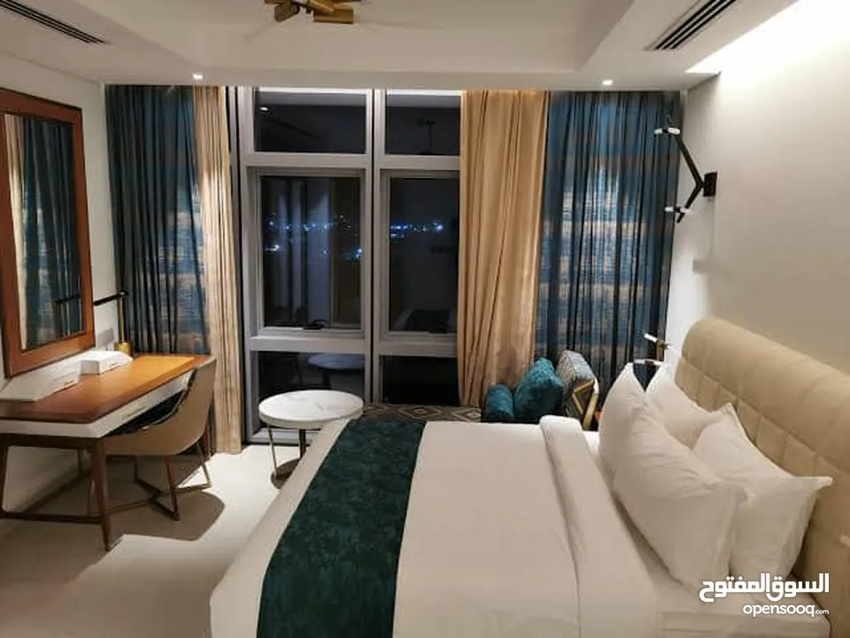 شقة فندقية للبيع فوري علي كونيش المعادي فيو كامل للنيل بالتقسيط علي 5 سنين بجانب Hilton El Maadi