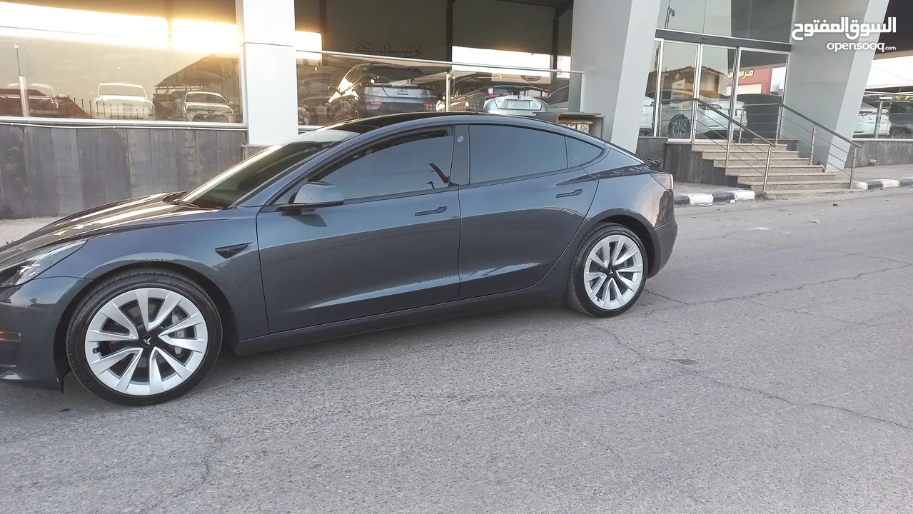 Tesla model 3 DUAL MOTOR  لونغ رينج 2022