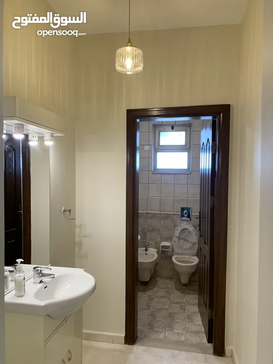 Spacious and Beautiful 3BR Abdoun Apartment for Rent شقه مشمسه بجانب السفاره البريطانيه عبدون