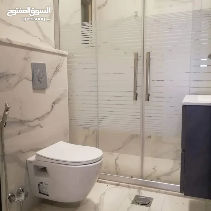 شقة للايجار في عبدون  ( Property 32512 ) سنوي فقط