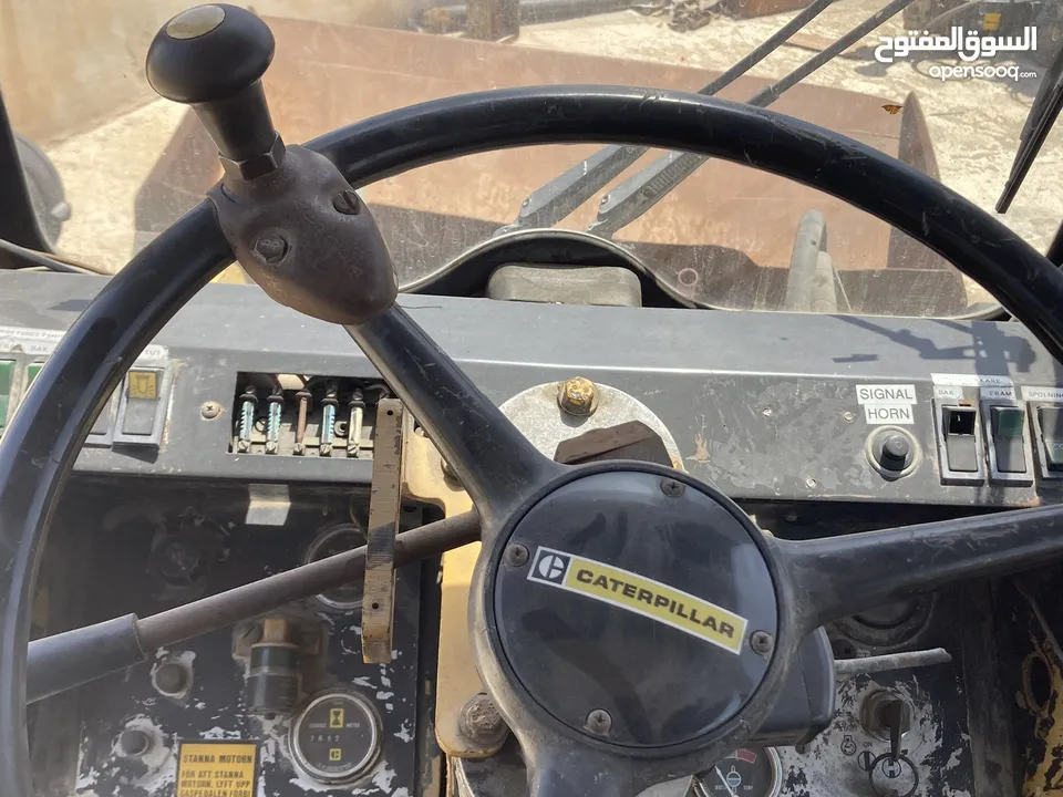 CATERPILLAR 910