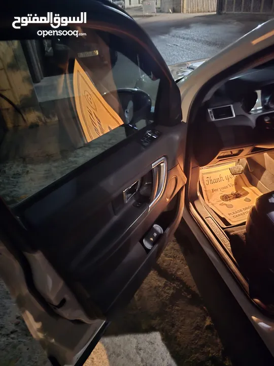 لاند روفر ديسكفري سبورت 2016