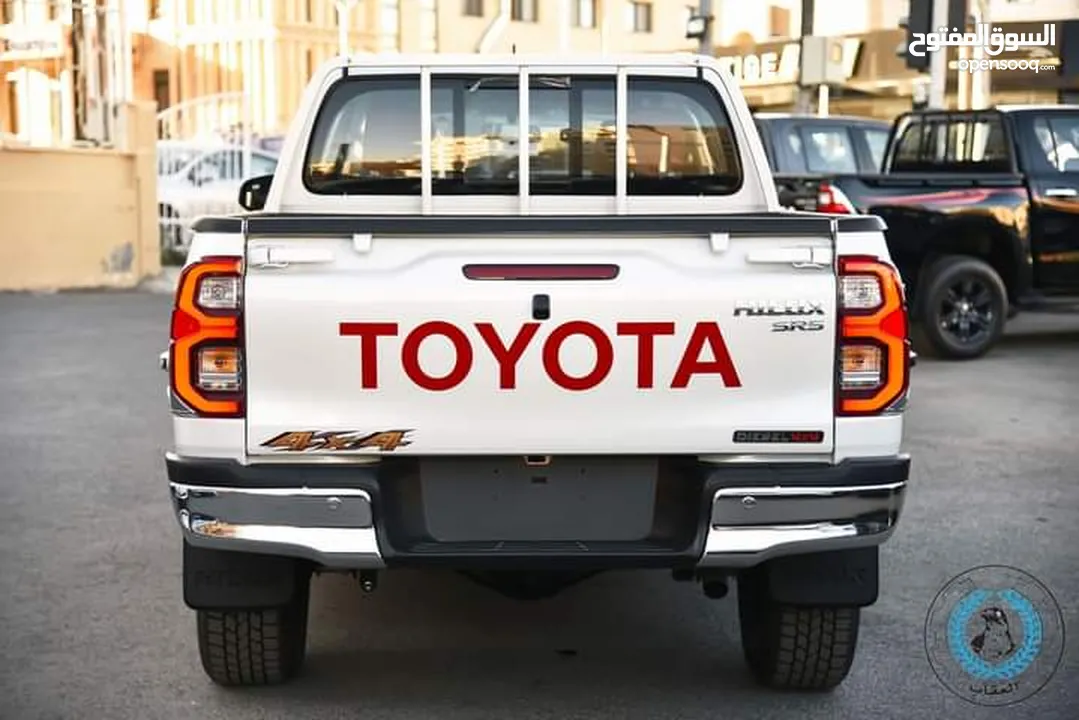 تويوتا لون لؤلؤي Toyota Hilux 2023