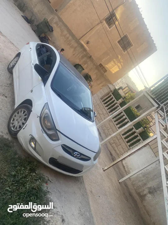 هونداي اكسنت 2012