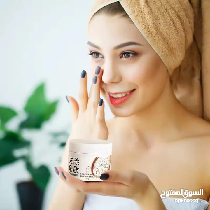 وفرنالكم المنتج الي سميناه الجلاية   لأنه فعلاً بيجلي البشرة والنتيجة سحر مقشر الأرز الكوري الأصلي