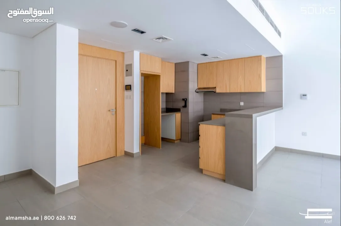 شقة غرفة وصالة - الممشى الشارقة بجانب المدينة الجامعية و الزاهية سيتي سنتر ( المطور العقاري - ألف )