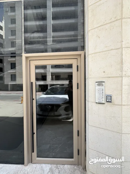 شقة مميزة 200 متر 3 غرف ماستر للبيع
