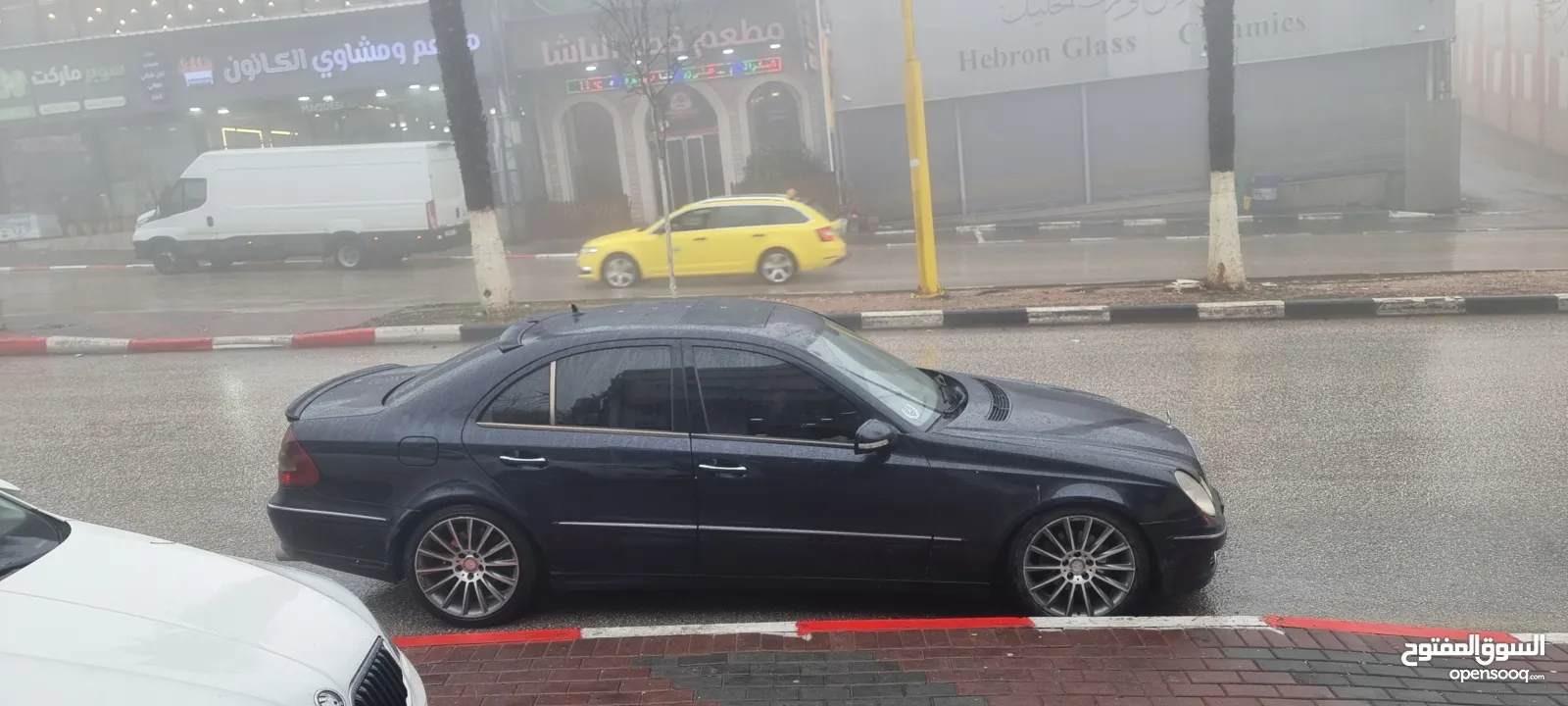 marseds w211 E280 2008  دفعه أولى 25000 نقدي  وشيكات 17 شهر  البدل وارده