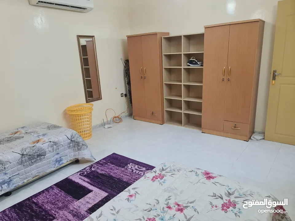 3 Bedrooms Furnished Apartment for Rent in Ghubrah REF:864R