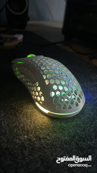 pwnage ultra custom wireless ergo gen 2.0 rgb gaming mouse