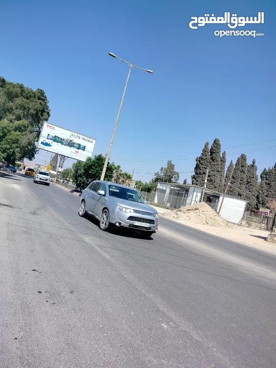 محلات ومعارض تجارية