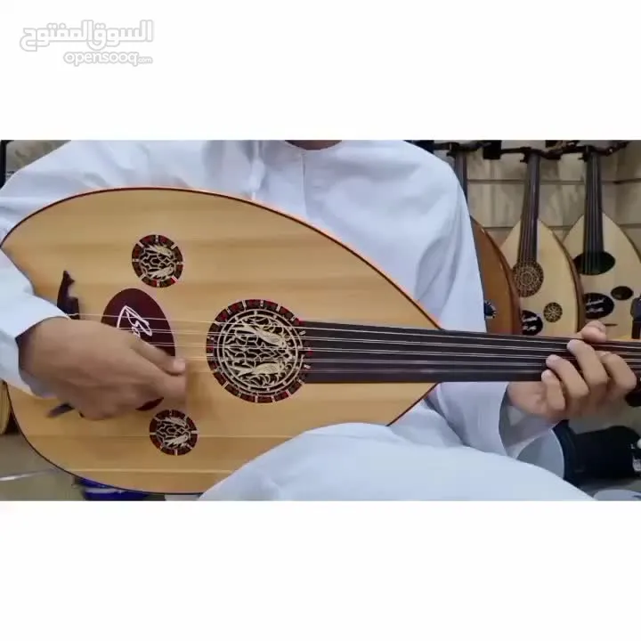 عود بحريني أسود مضغوط