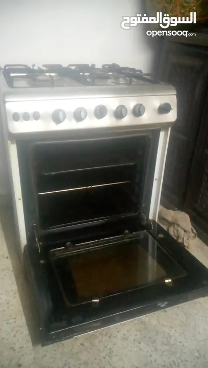 يوجد غاز يونيفرسال مستعمل للبيع وثلتجه جنرال مستعمله تبريد ممتاز بحاله جيده جدا