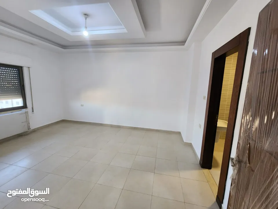 شقة فارغة للبيع في منطقة الجبيهة - REF: 14630