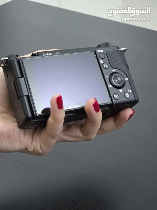 Sony Alpha ZV-E10 NEW with 3 Lens