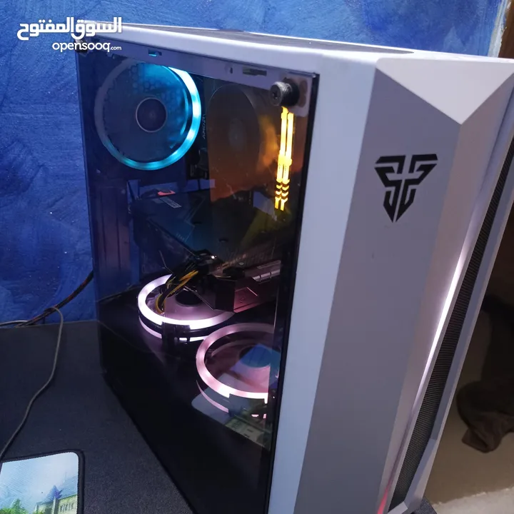 pc gaming للبيع كامل