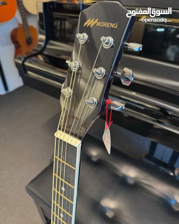 جيتار مورينو اكوستك Moreno Acoustic Guitar