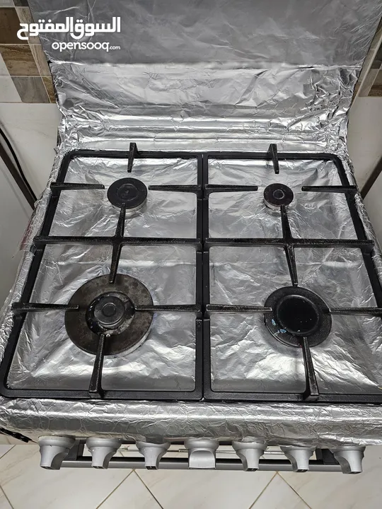 4 burner stove with fan