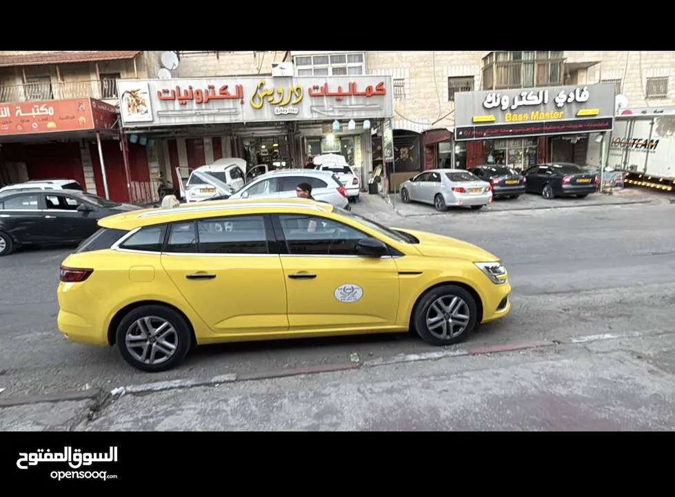 تكسي للبيع