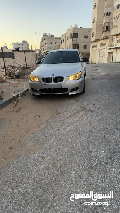 الفئة الخامسةi525 Bmw