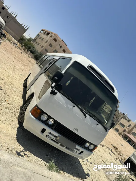 باصين تويتا كوستر 2006