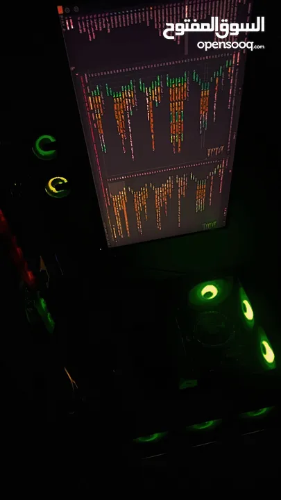 جهاز كمبيوتر للألعاب بحالة ممتازة مع شاشة - Core i5 و GTX 1060