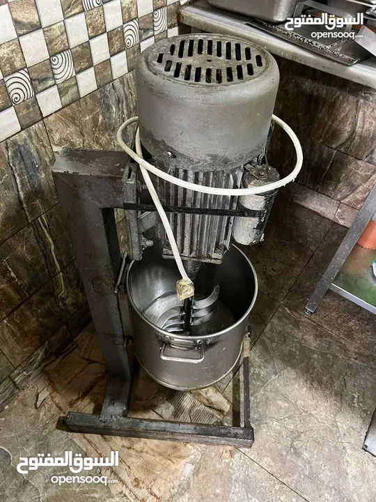 معدات مستعمله للبيع