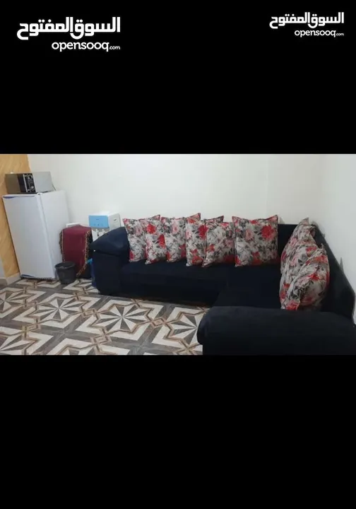 أستديوهات مفروشه بالكامل ديلوكس غرفه وصاله وغرفه ومطبخ وحمام طابق ارضي قرب محكمة شمال عمان