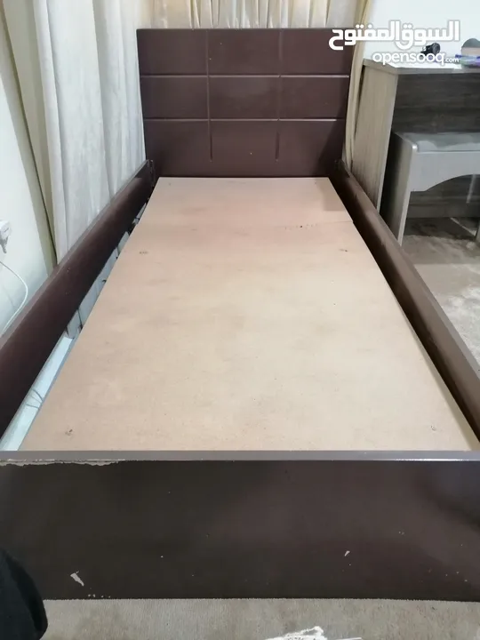 سرير للبيع بسعر 8kd دنانير bed for sale 8kd fintas