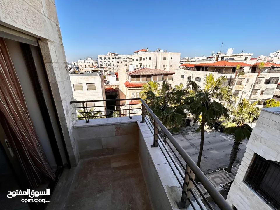 شقة مفروشة بمواصفات فندقية  للإيجار في عمان الأردن - شارع عبد الله غوشة خلف من المالك مباشرة